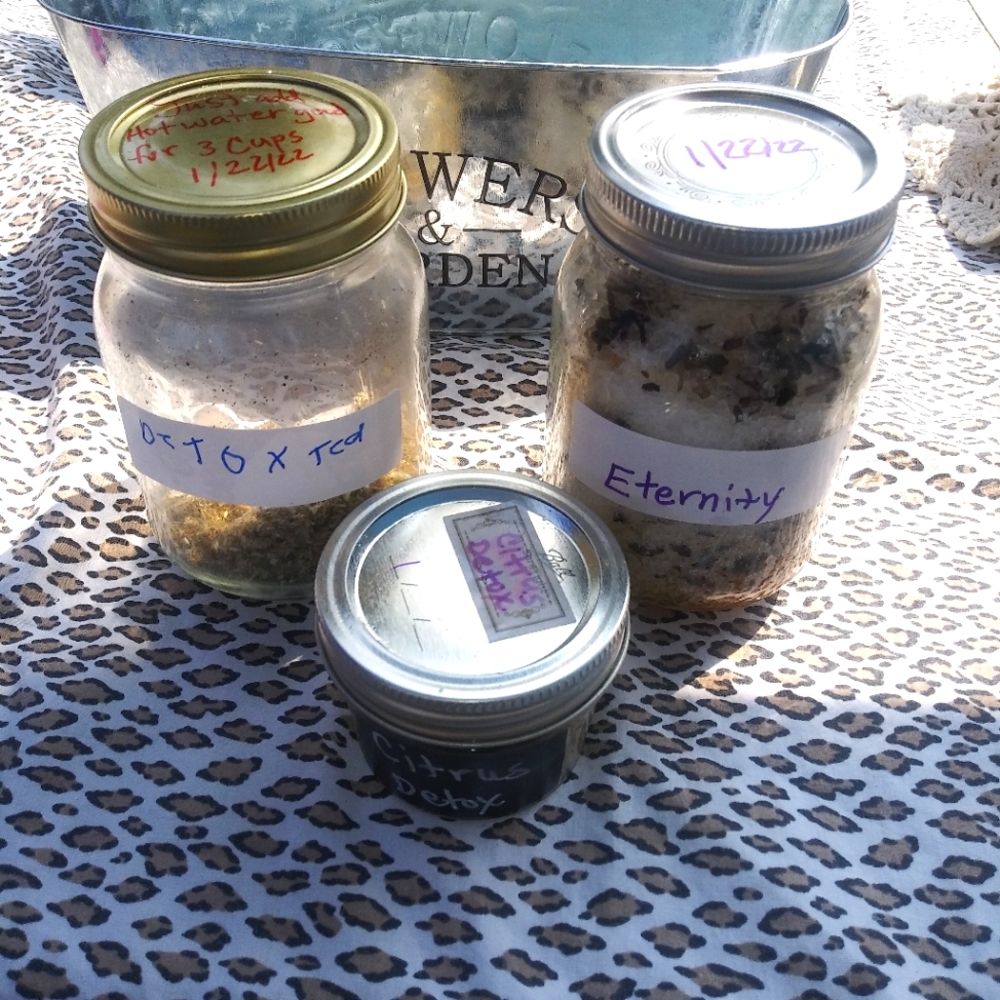 Soaks ,scrubs,and teas